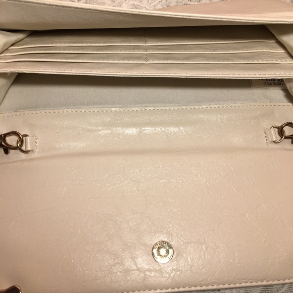 Women's Cream Quilted Wallet/Clutch Purse - Picture 6 of 11